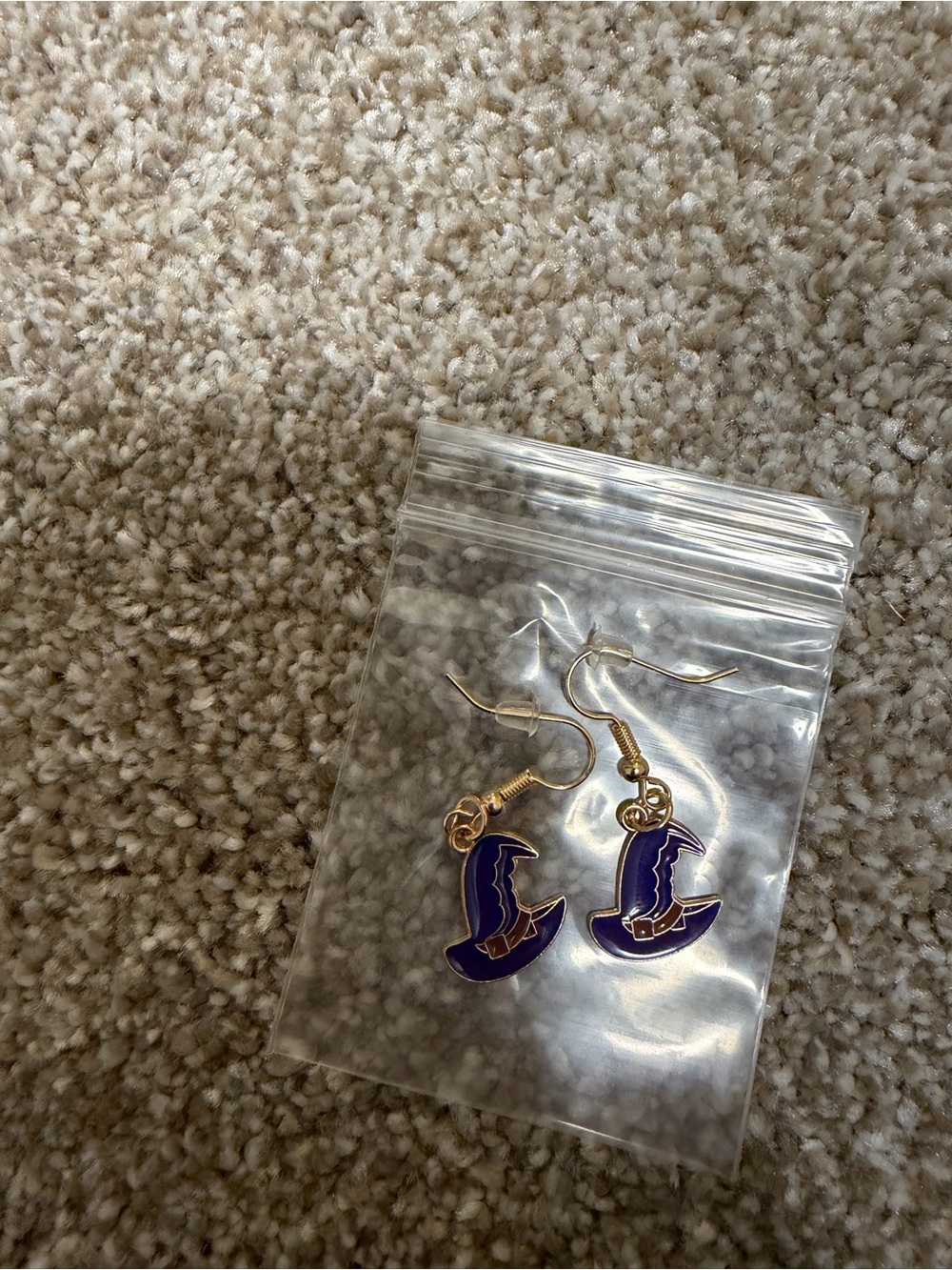 Purple Witch Hat Dangle Earrings - Gold Tone